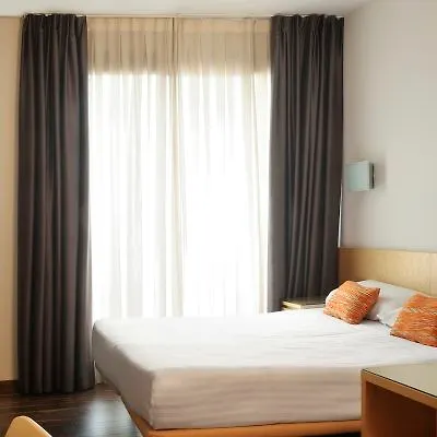 Aparthotel Aramunt 3*